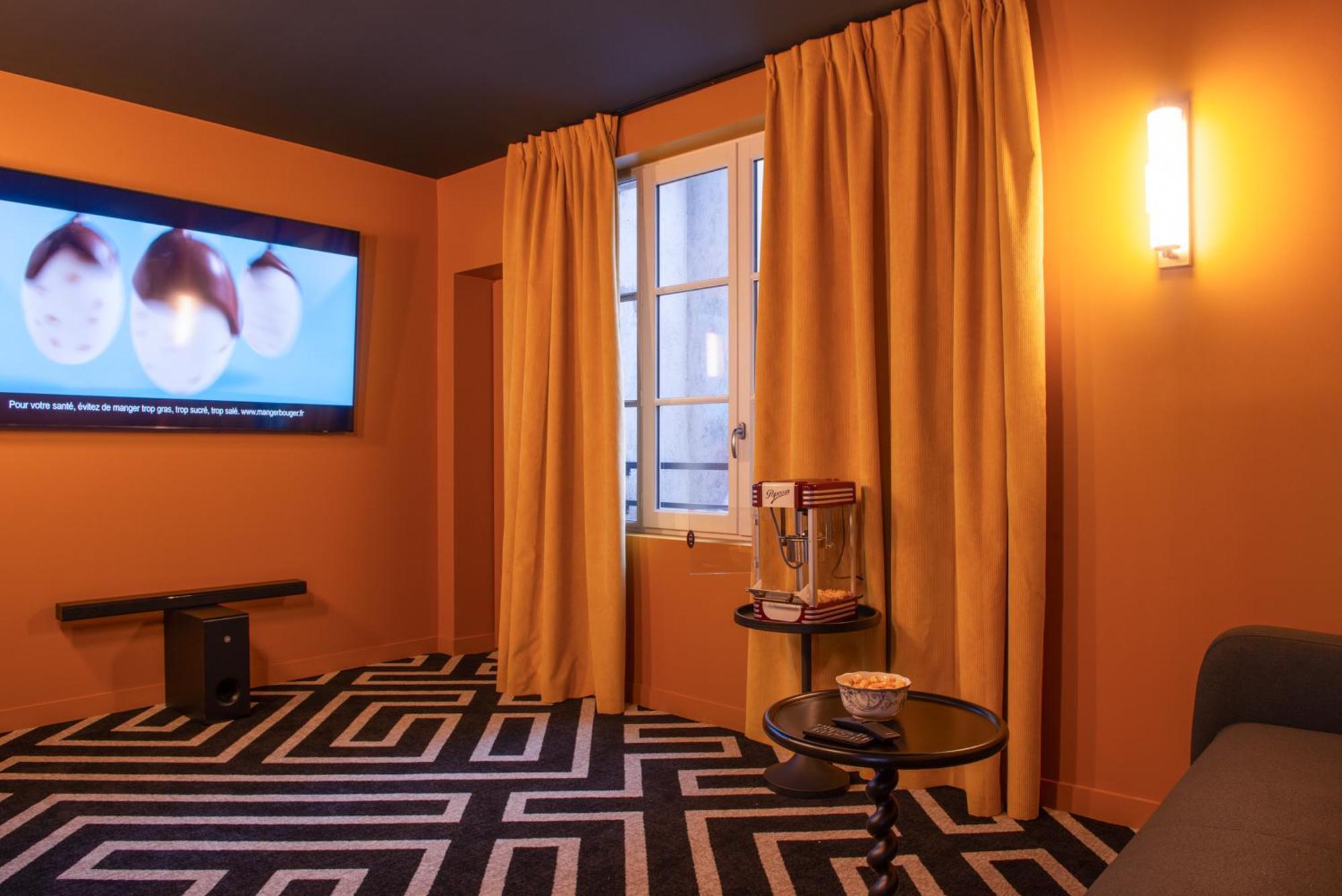 Labe Hotel Tours Centre Gare ภายนอก รูปภาพ